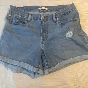 Levi’s mid length short denim blue jeans shorts size 31